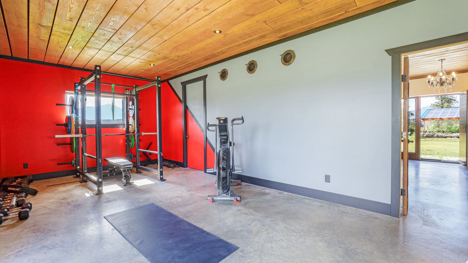 Case Study: Fairmont Hot Springs Custom Home, AXM Contracting