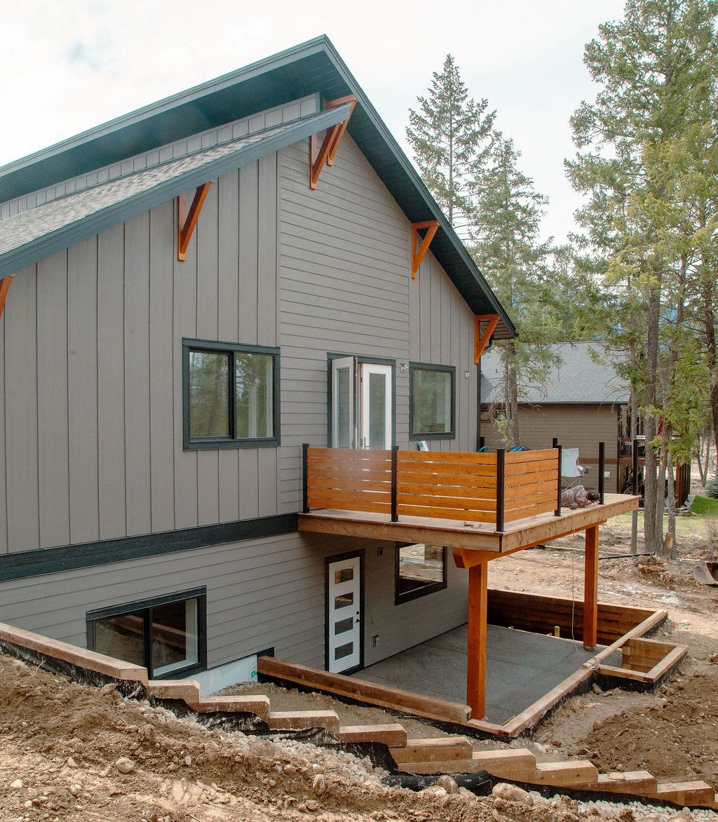 Custom Home by AXM Contracting in the Columbia Valley BC